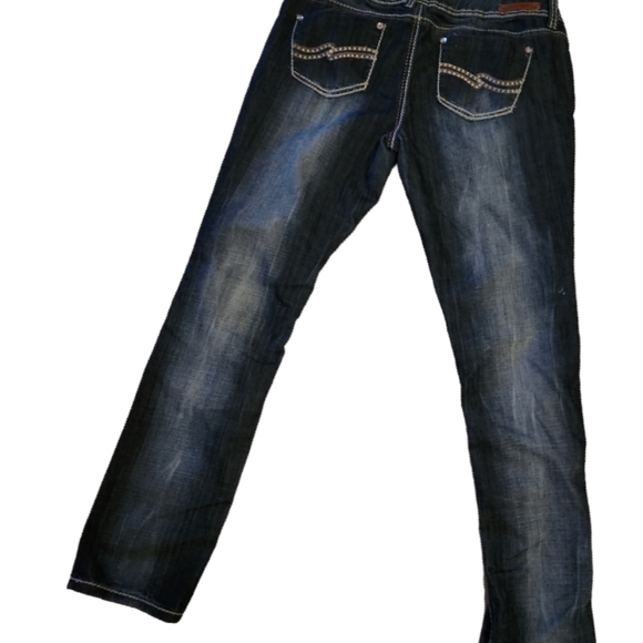 Almost Famous Premium jeans - Picture 2 of 2